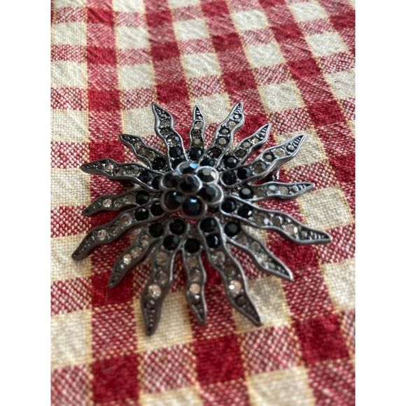 Vintage Art Deco Marcasite Brooch! - Picture 4 of 4